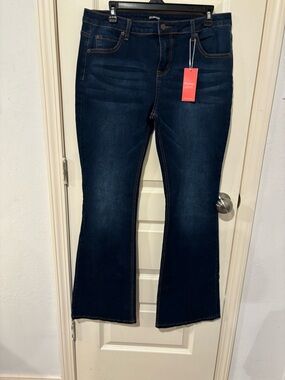 Women's Dark Blue Bootcut Jeans with Stretch